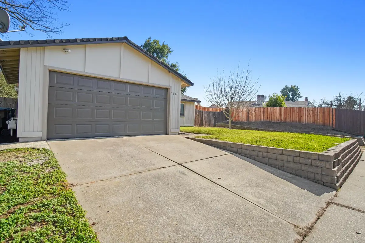 7104 Reyn Oaks Way, Sacramento, CA 95842 - #1