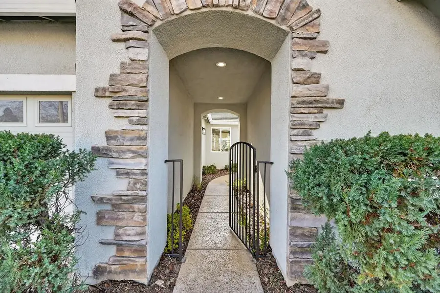 1214 Forebridge Lane, Lincoln, CA 95648 - Image #2