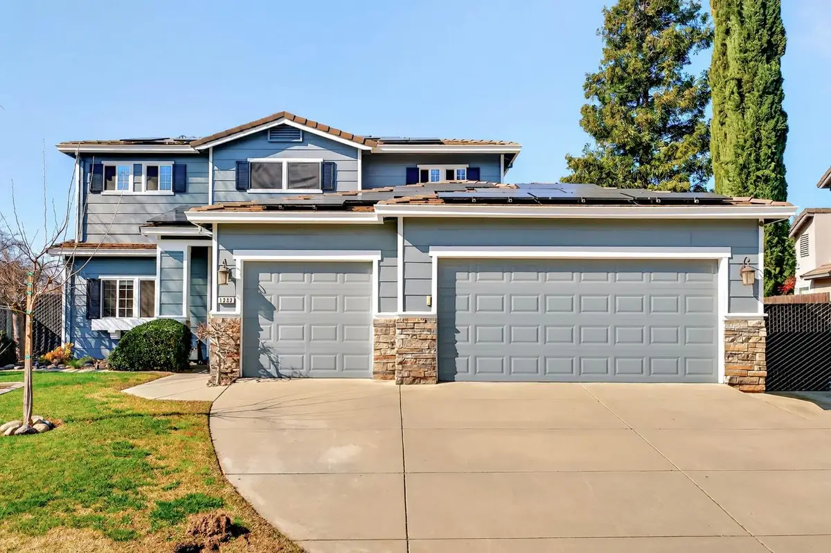 1232 Hollenbeck Court, Oakdale, CA 95361 - #1