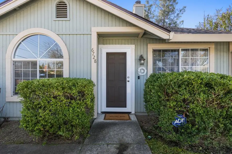 6728 Palmtree Court, Fair Oaks, CA 95628 - Image #3