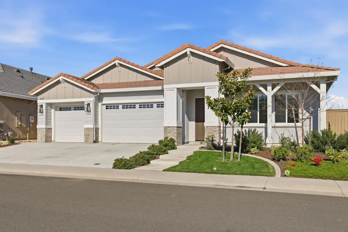2121 Arbor Ridge Drive, Roseville, CA 95747 - Image #1
