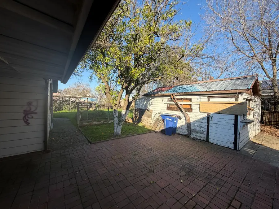 6313 Ring Drive, Sacramento, CA 95824 - Image #2