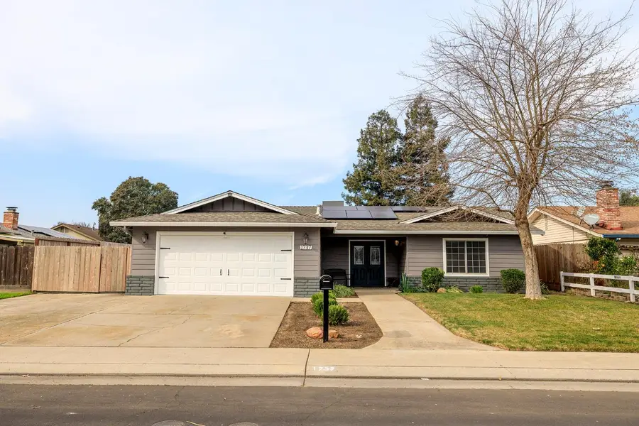 1737 Sanchez Way, Escalon, CA 95320 - Image #2