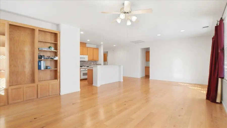 1153 Fergusen Way, Folsom, CA 95630 - #3