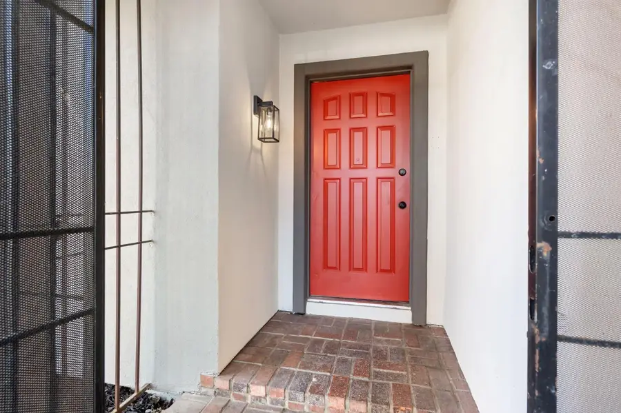 7527 Bruno Way, Sacramento, CA 95828 - #2