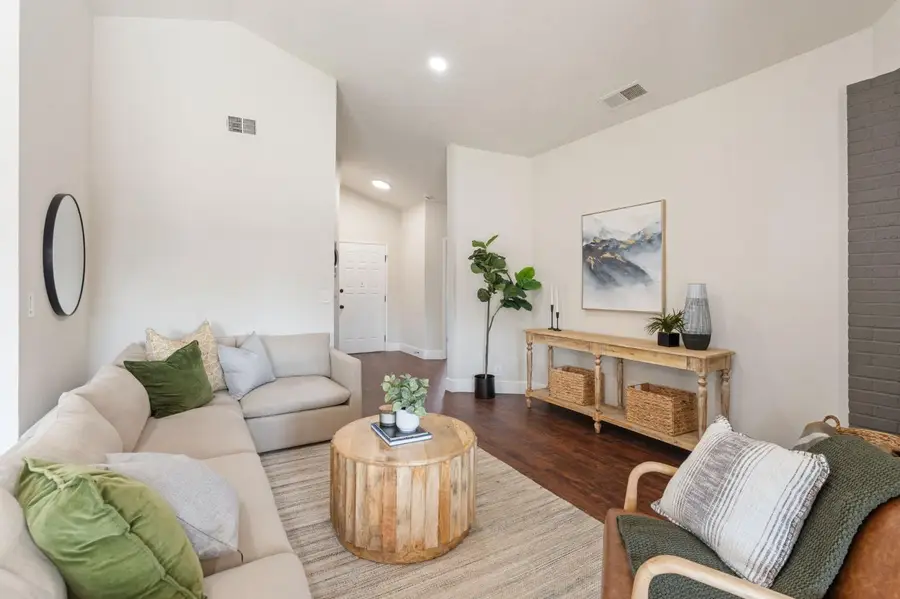 7527 Bruno Way, Sacramento, CA 95828 - #3