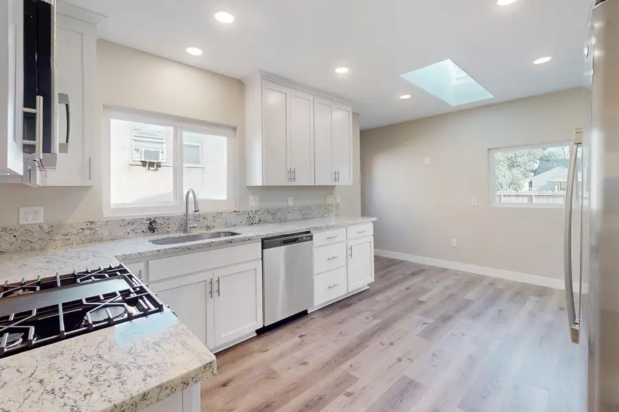 845 Olive Street, Yuba City, CA 95991 - #3