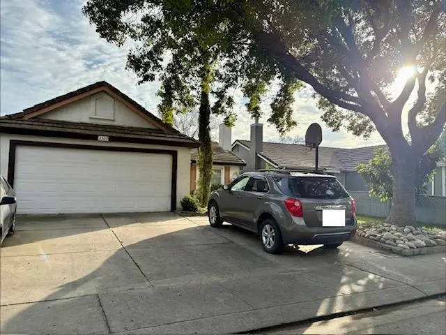3520 Hallsboro Court, Modesto, CA 95357 - #2