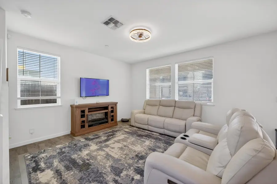 6 Aurum Park Court, Sacramento, CA 95838 - Image #3