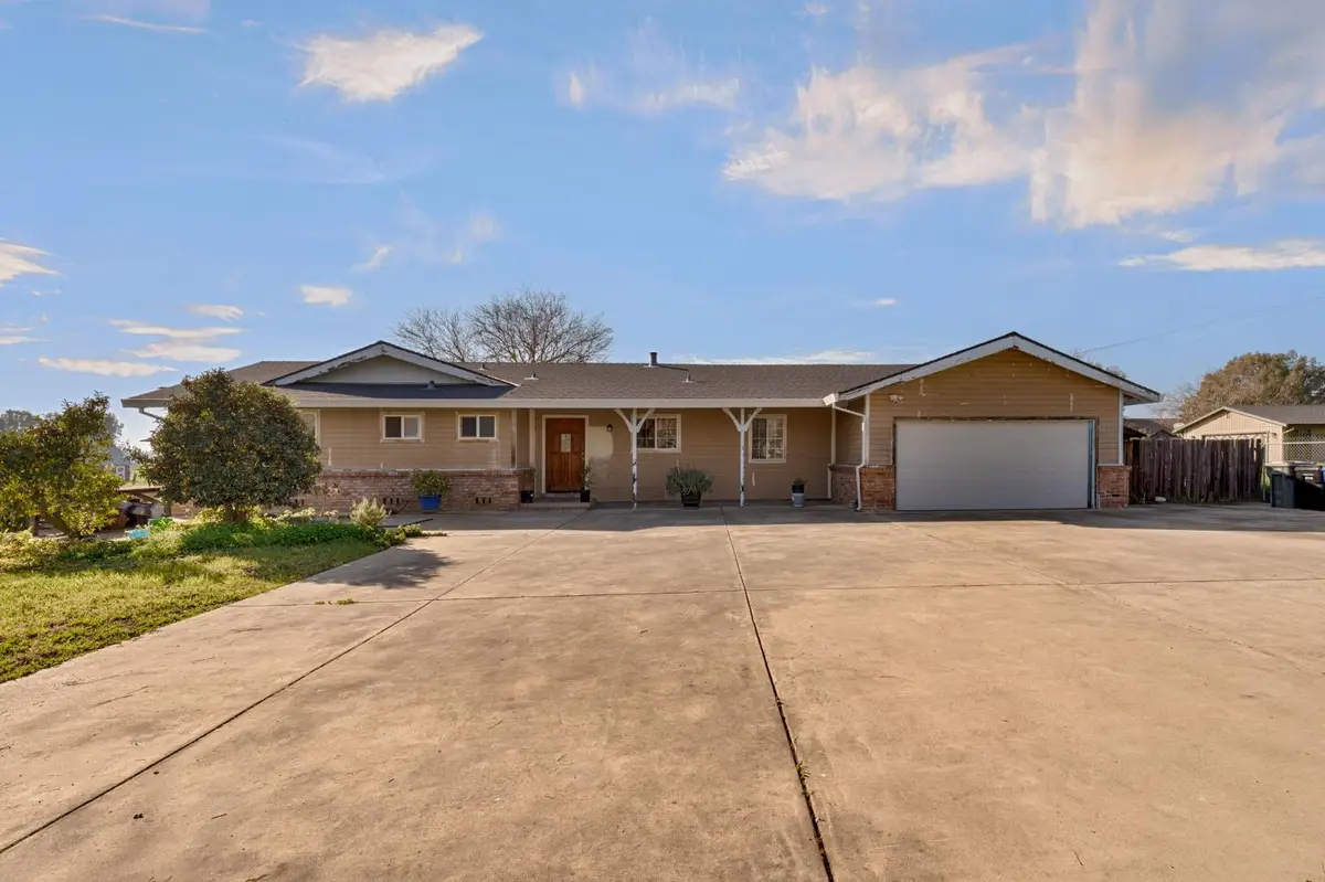 8208 Dierks Road, Sacramento, CA 95830 - Image #1