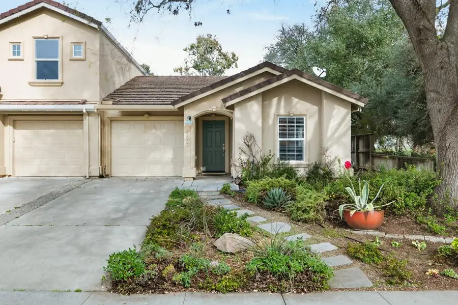 5537 Marden Street, Davis, CA 95618 - #2