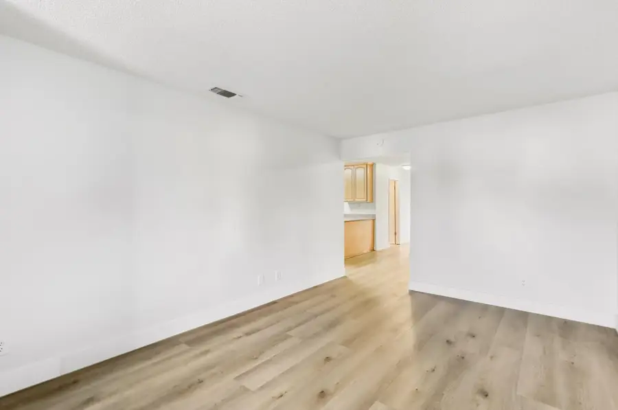 6690 Hometown Way, Sacramento, CA 95828 - #3