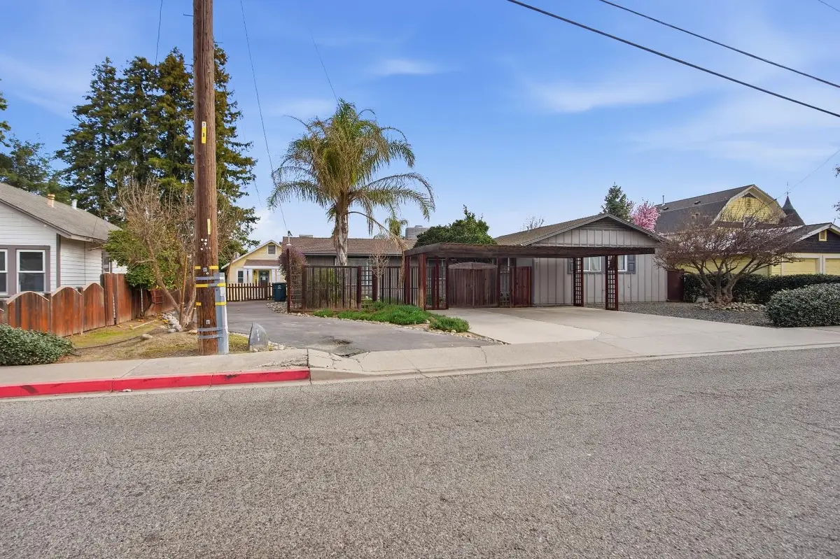 721 S River Avenue #2, Oakdale, CA 95361 - #1