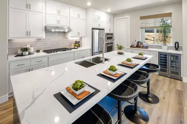 2395 Briar Meadow Circle, Auburn, CA 95603