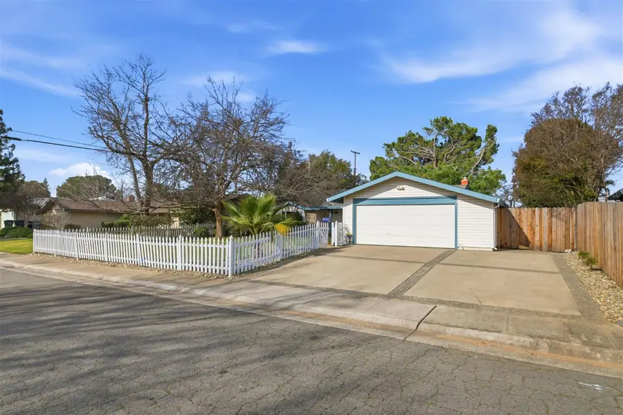 9505 Tonkin Drive, Orangevale, CA 95662 - #3