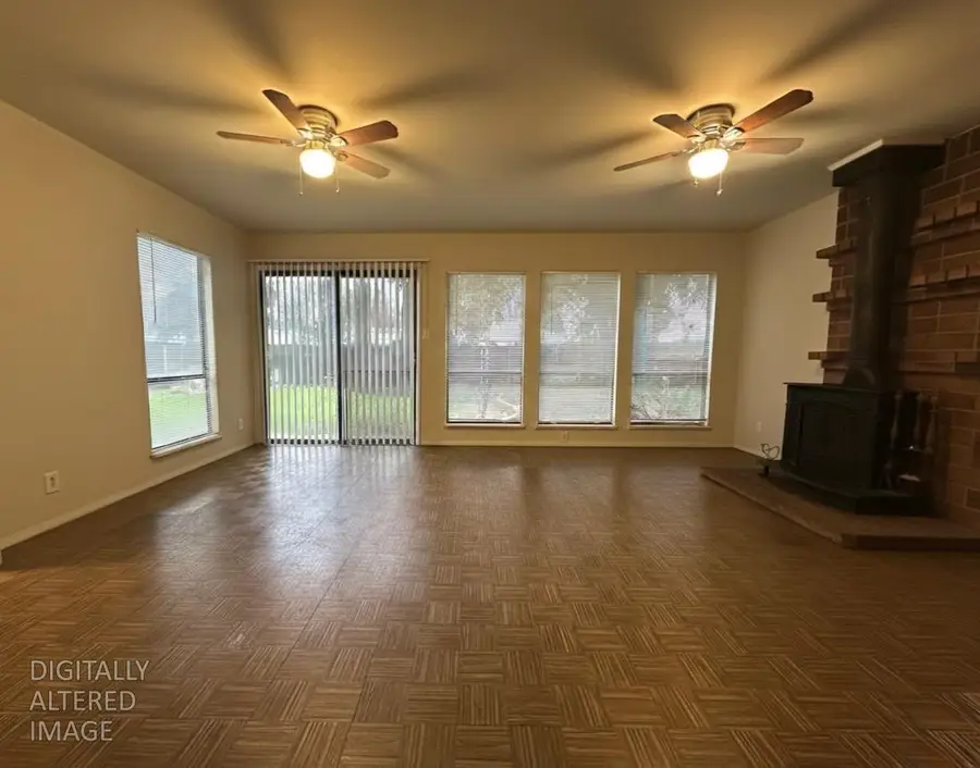 1460 E Hawkeye Ave, Turlock, CA 95382 - #3