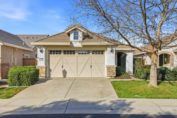 7713 Peak Forest Way, Elk Grove, CA 95757