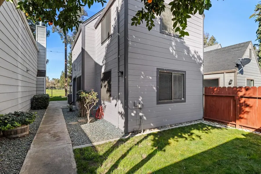 427 Golf Cir West, Manteca, CA 95337 - #3