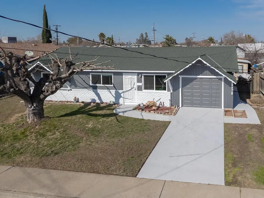 1929 Glenmore Drive, Olivehurst, CA 95961 - #2