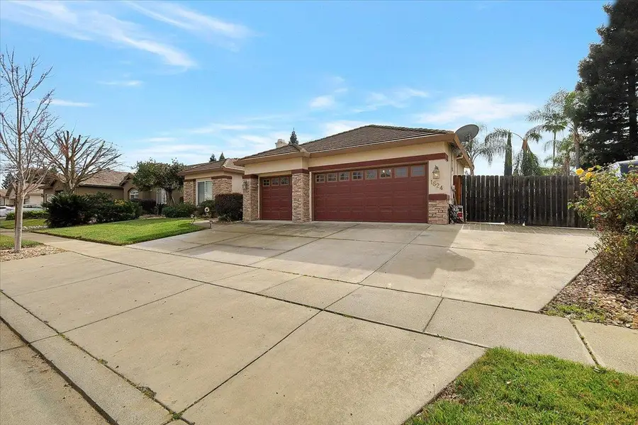1624 Tres Picos Drive, Yuba City, CA 95993 - Image #3