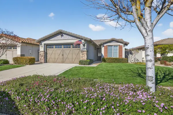 2379 Pepper Tree Lane, Manteca, CA 95336