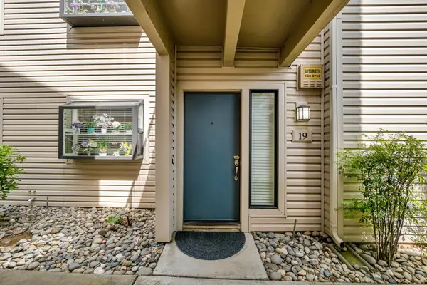 2280 Hurley Way #19, Sacramento, CA 95825