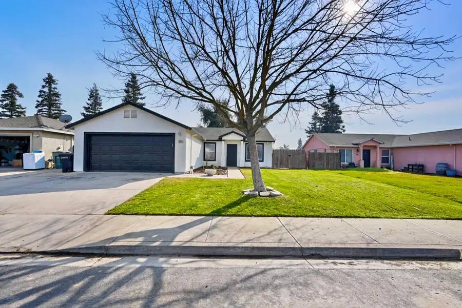 12216 Quicksilver Street, Waterford, CA 95386 - #2