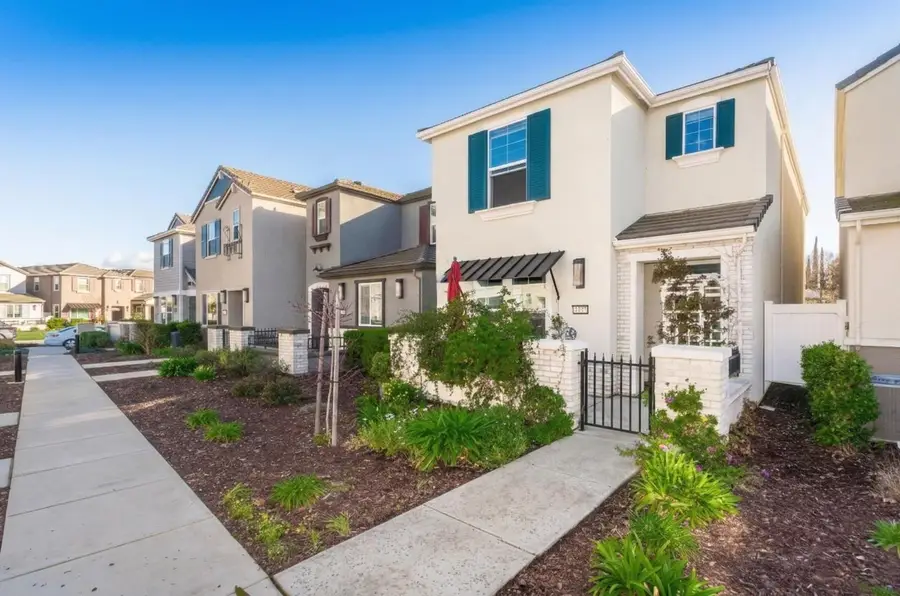 3127 Blackbird Court, West Sacramento, CA 95691 - #3