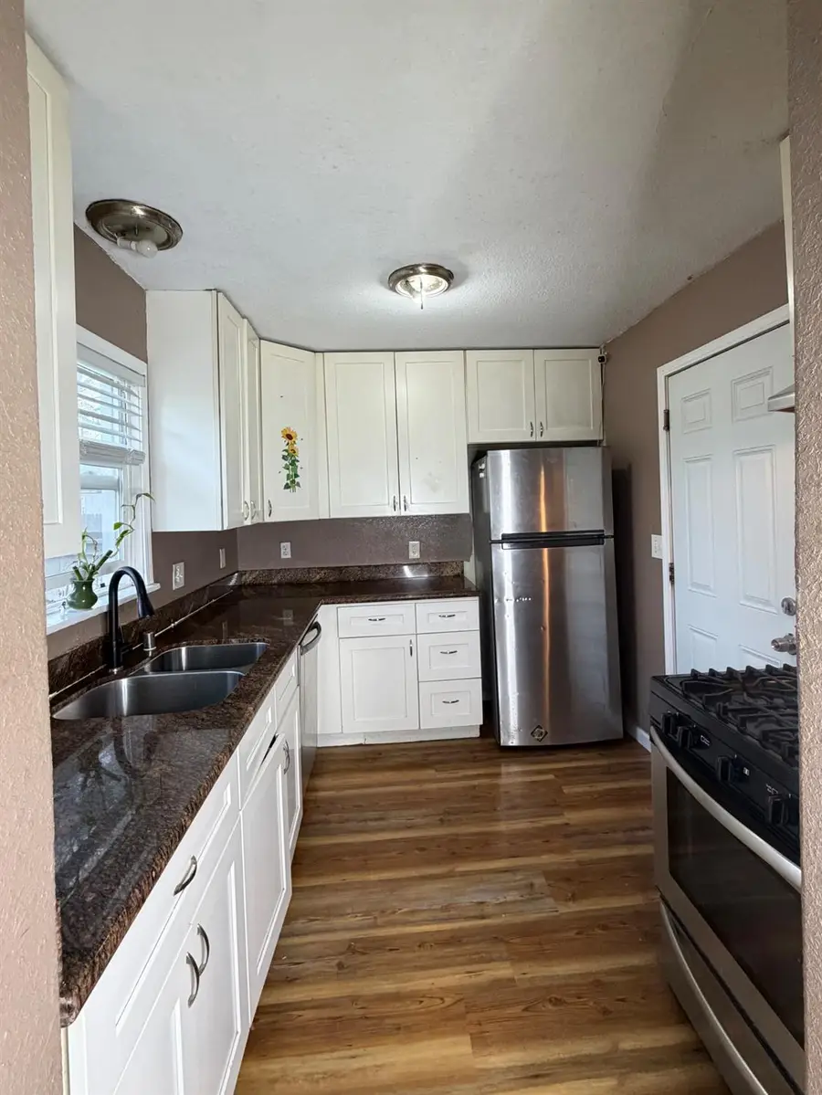 1475 S Tuxedo Avenue #W, Stockton, CA 95204 - #3