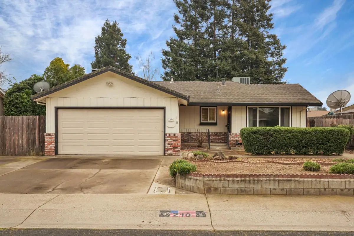 210 Ridge Drive, Lodi, CA 95240 - #1