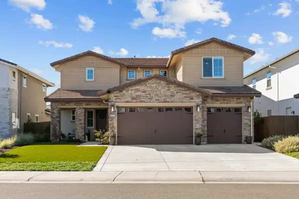 6850 Saratoga Estates Drive, El Dorado Hills, CA 95762