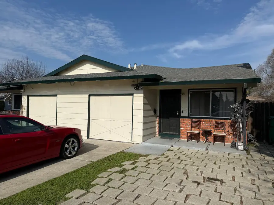 603 E Yorkshire Drive, Stockton, CA 95207 - #3