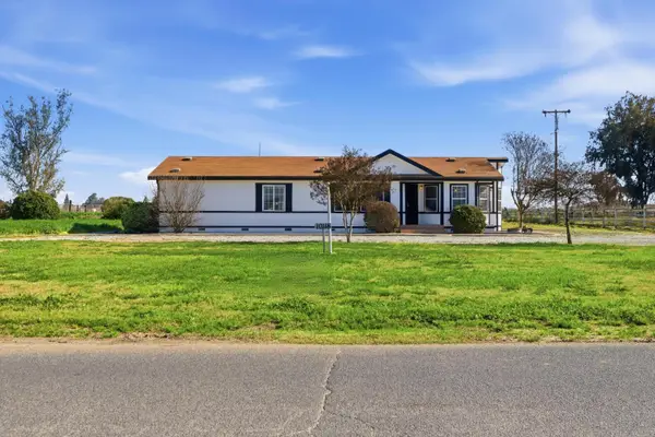 10118 Pioneer Avenue, Oakdale, CA 95361