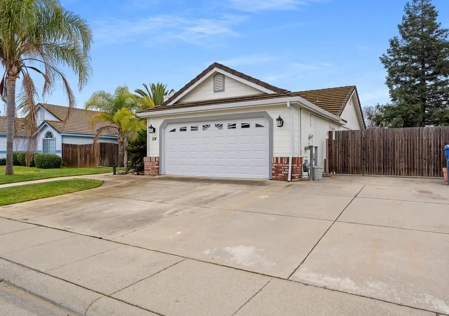 214 N Cinnamon Drive, Galt, CA 95632 - #3