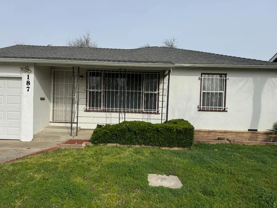 187 Bay Drive, Sacramento, CA 95815 - #2