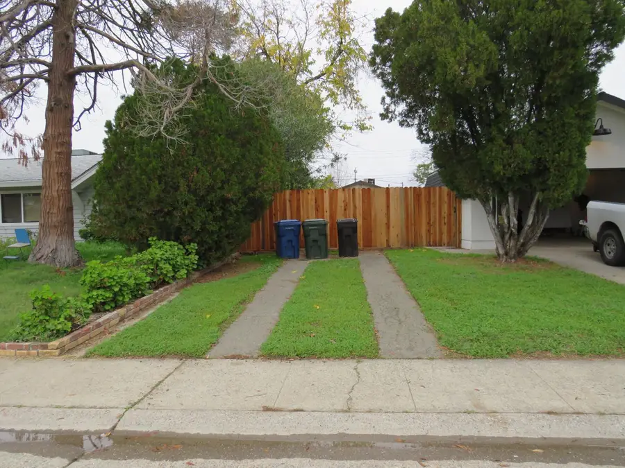 6225 Rumford Avenue, Citrus Heights, CA 95621 - #2