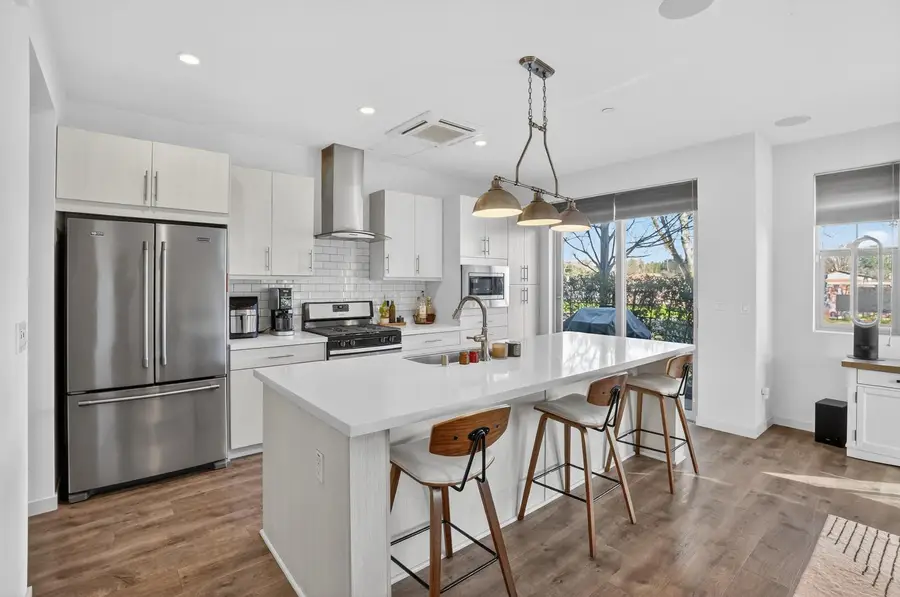 493 Tailoff Lane, Sacramento, CA 95818 - #2