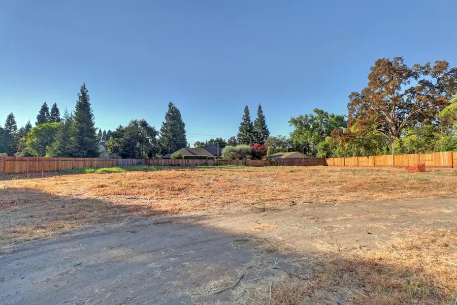 3424 Cosmos Avenue, Sacramento, CA 95864 - #3