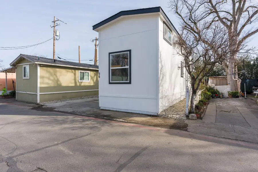 1224 E Gum Avenue #36, Woodland, CA 95776 - #3