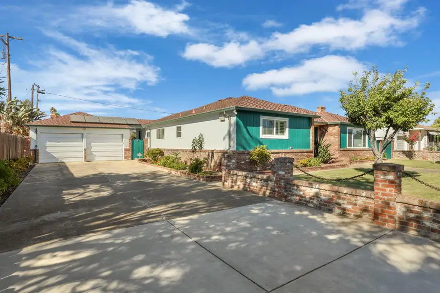 25 4th Ave, Isleton, CA 95641 - #2