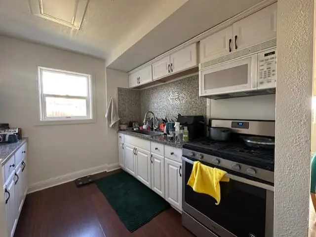 2091 15th Avenue, Sacramento, CA 95822 - #3