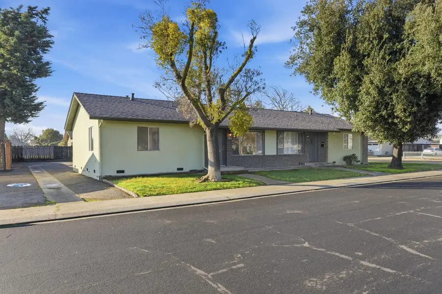 1802 Rockford Avenue, Modesto, CA 95355 - #2