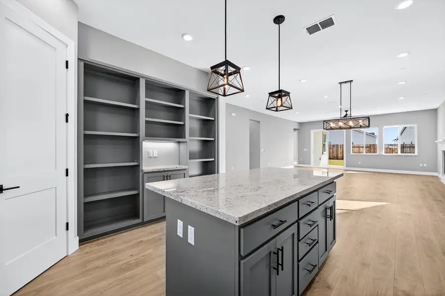 925 Acadia Court, Roseville, CA 95747 - #3