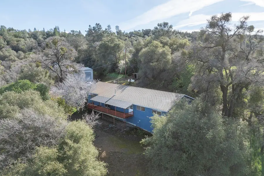 8664 Center Street, Mokelumne Hill, CA 95245 - #3