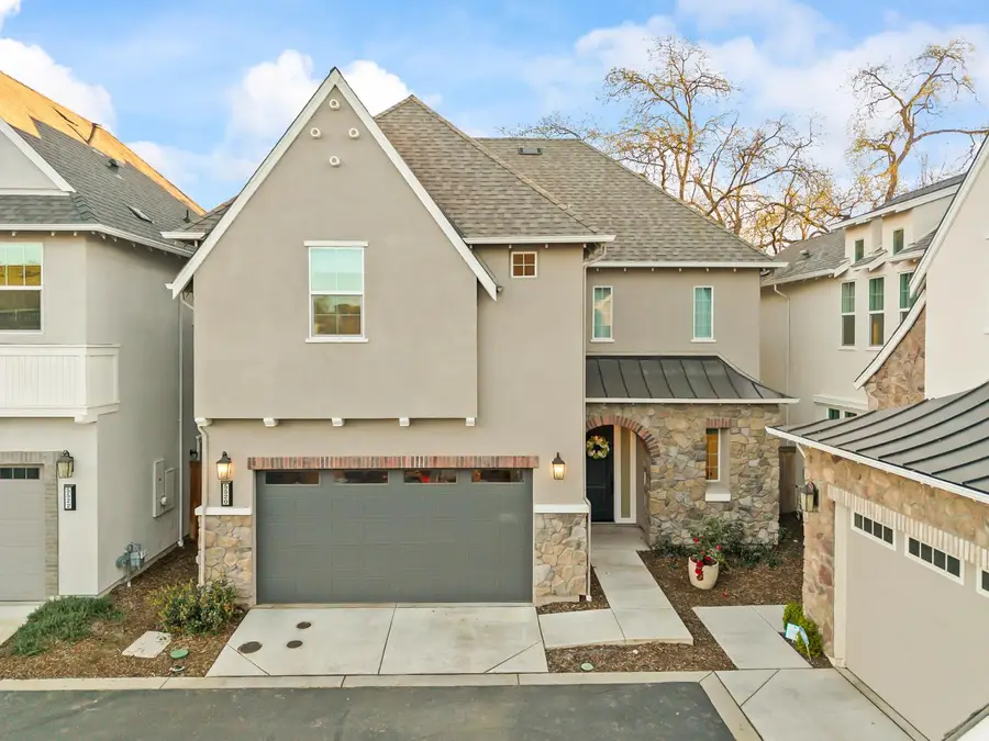 5520 Twin Bridges Loop, Citrus Heights, CA 95610 - #2