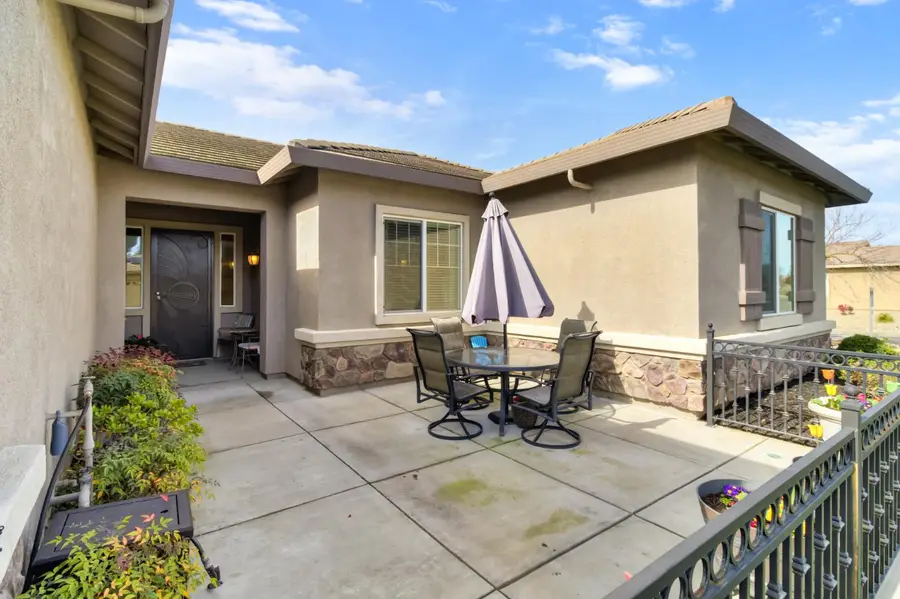 780 Griffey Way, Galt, CA 95632 - #3