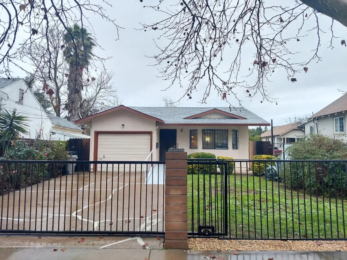 3331 9th Avenue, Sacramento, CA 95817 - #1