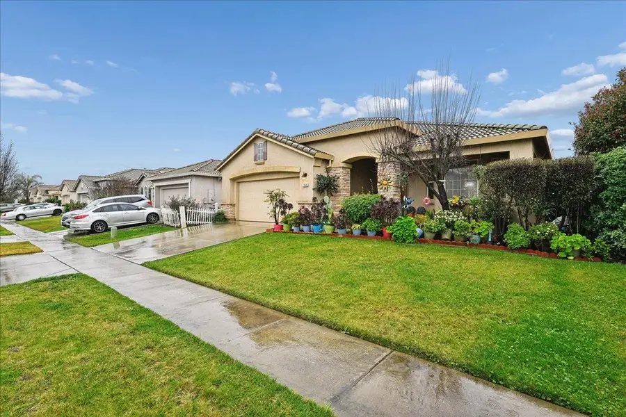 1364 Amaranth Street, Plumas Lake, CA 95961 - #3