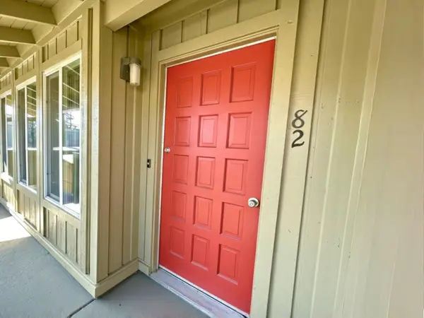 617 W Granger Avenue #82, Modesto, CA 95350