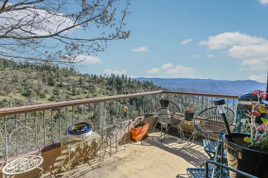 1218 Laurel Lane, Murphys, CA 95247 - #2